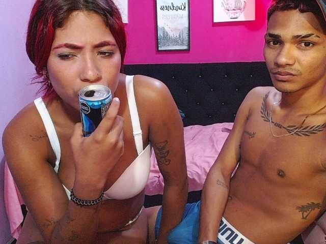 blacktwinks live cam on BongaCams