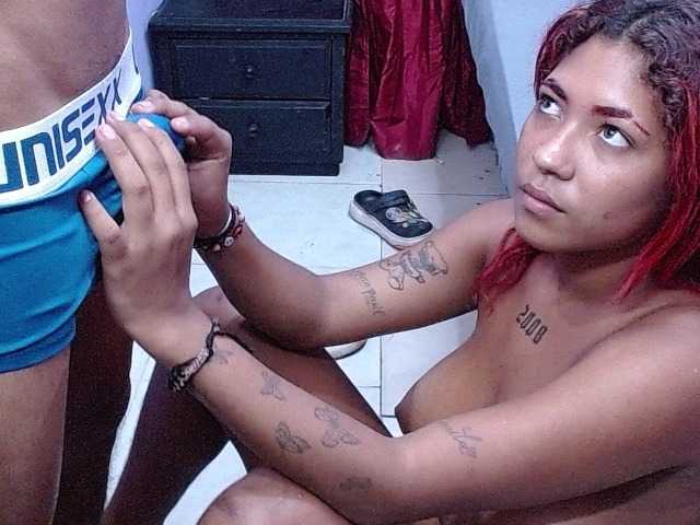 blacktwinks live cam on BongaCams