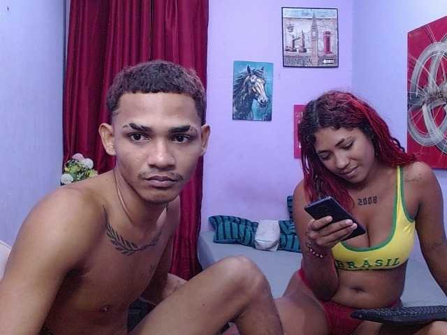 blacktwinks live cam on BongaCams
