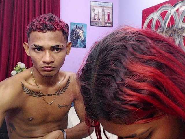 blacktwinks live cam on BongaCams
