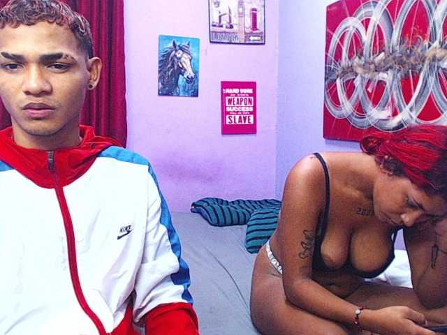 blacktwinks live cam on BongaCams