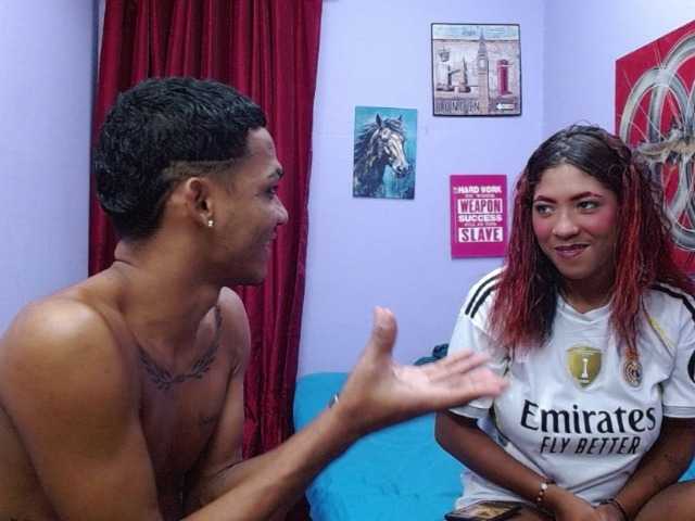 blacktwinks live cam on BongaCams