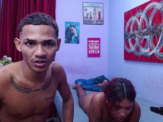 blacktwinks live cam on BongaCams