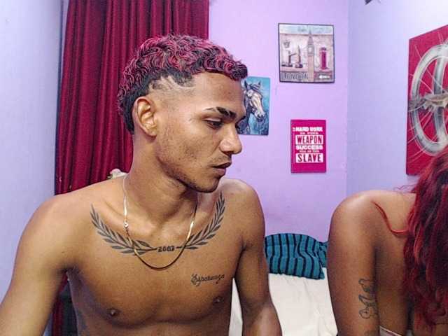 blacktwinks live cam on BongaCams