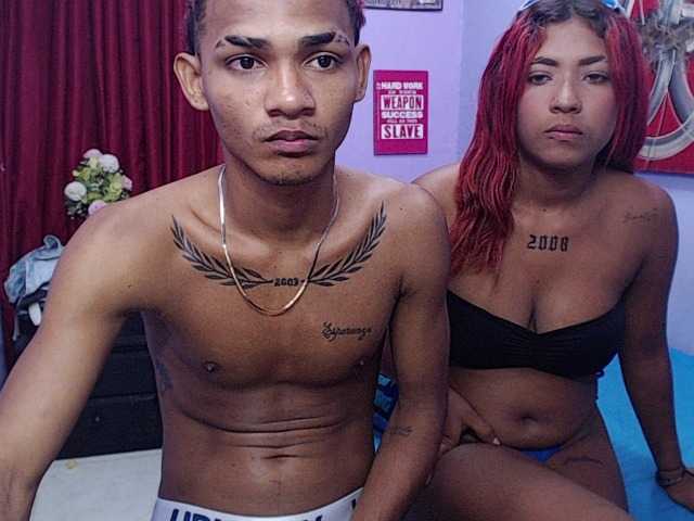 blacktwinks live cam on BongaCams