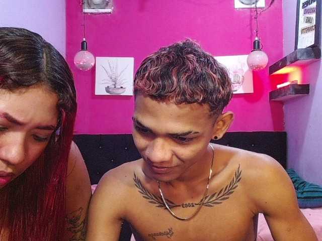 blacktwinks live cam on BongaCams