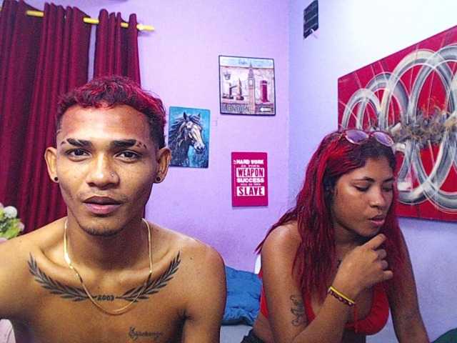 blacktwinks live cam on BongaCams