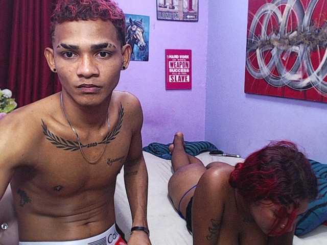 blacktwinks live cam on BongaCams