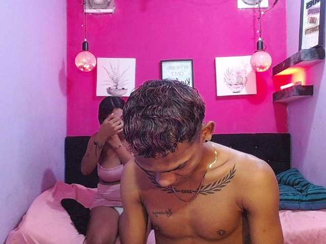 blacktwinks live cam on BongaCams