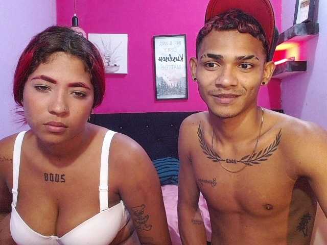 blacktwinks live cam on BongaCams