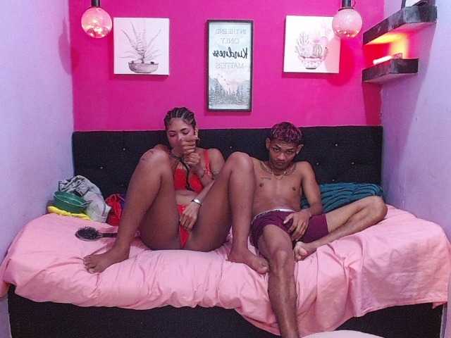 blacktwinks live cam on BongaCams