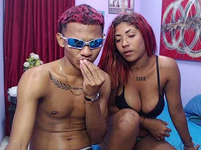 blacktwinks live cam on BongaCams