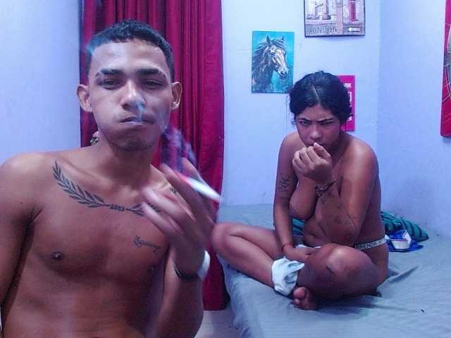 blacktwinks live cam on BongaCams