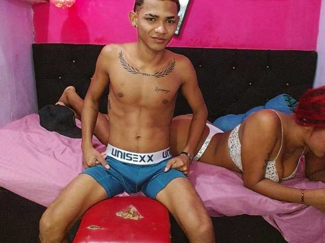 blacktwinks live cam on BongaCams