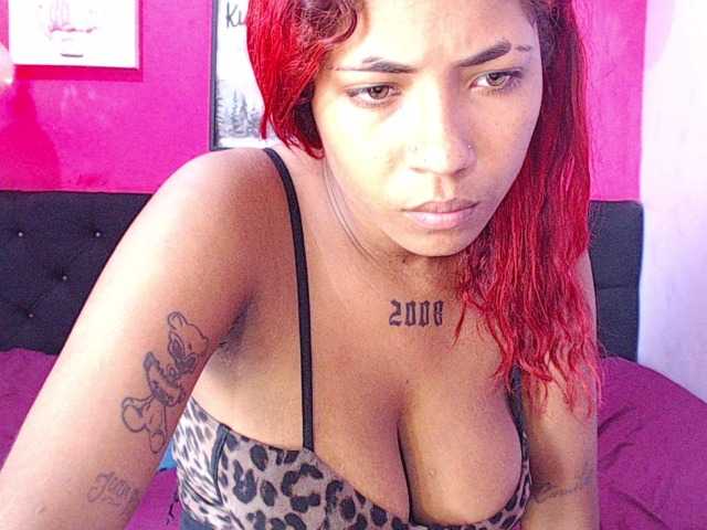 blacktwinks live cam on BongaCams