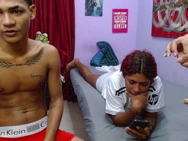 blacktwinks live cam on BongaCams