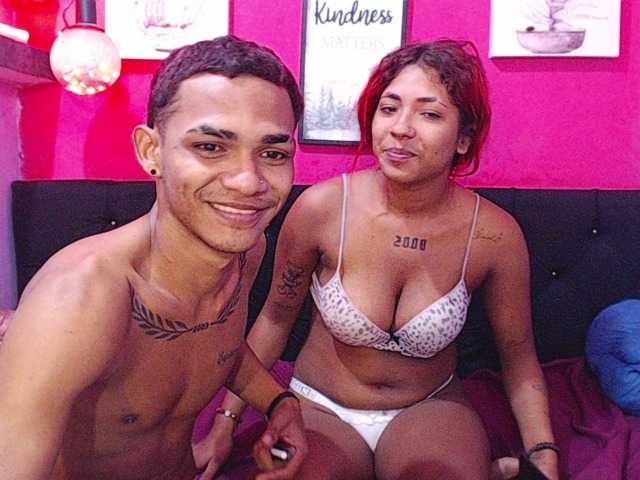 blacktwinks live cam on BongaCams