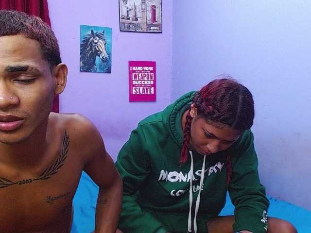 blacktwinks live cam on BongaCams