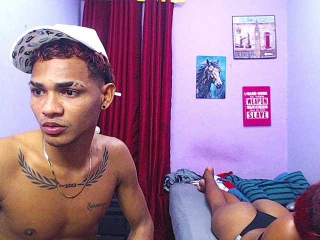 blacktwinks live cam on BongaCams