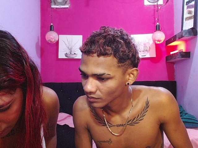 blacktwinks live cam on BongaCams