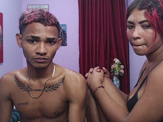 blacktwinks live cam on BongaCams