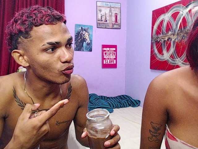 blacktwinks live cam on BongaCams