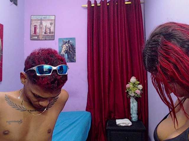 blacktwinks live cam on BongaCams