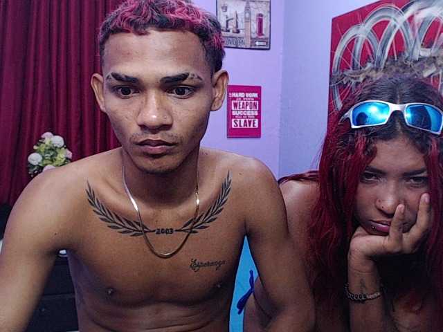 blacktwinks live cam on BongaCams
