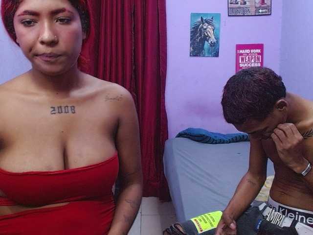 blacktwinks live cam on BongaCams
