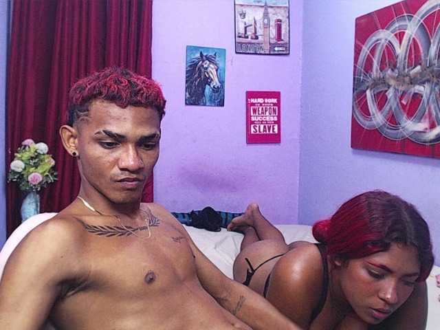 blacktwinks live cam on BongaCams
