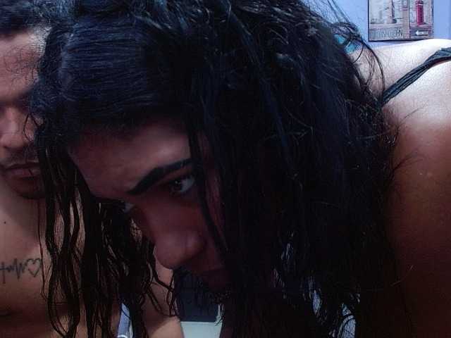 blacktwinks live cam on BongaCams