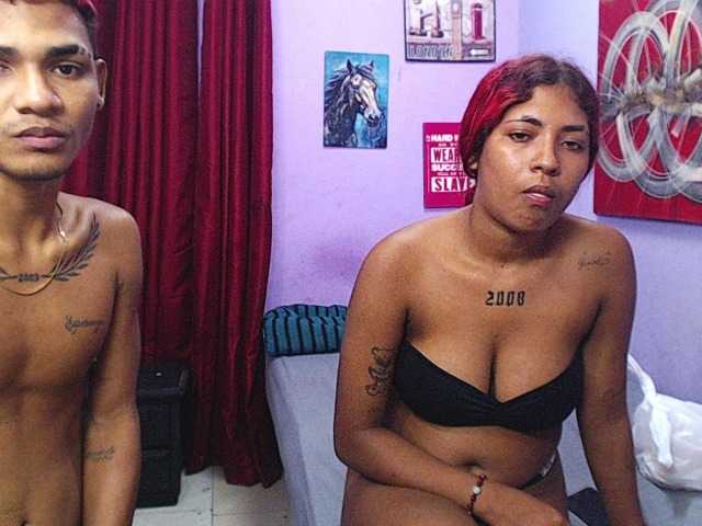 blacktwinks live cam on BongaCams