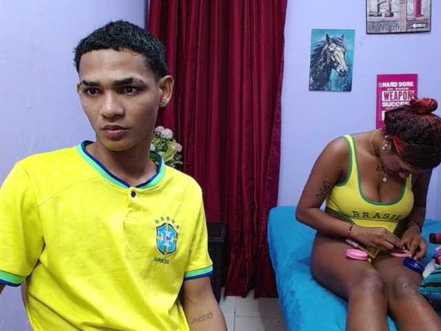 blacktwinks live cam on BongaCams