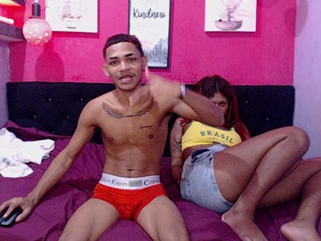 blacktwinks live cam on BongaCams
