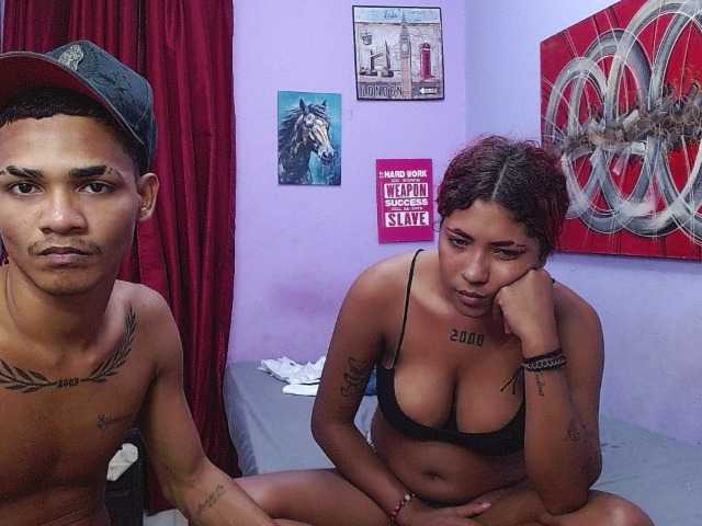 blacktwinks live cam on BongaCams