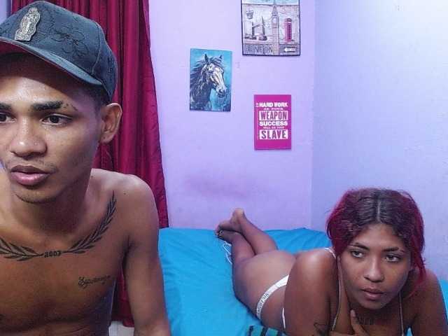 blacktwinks live cam on BongaCams