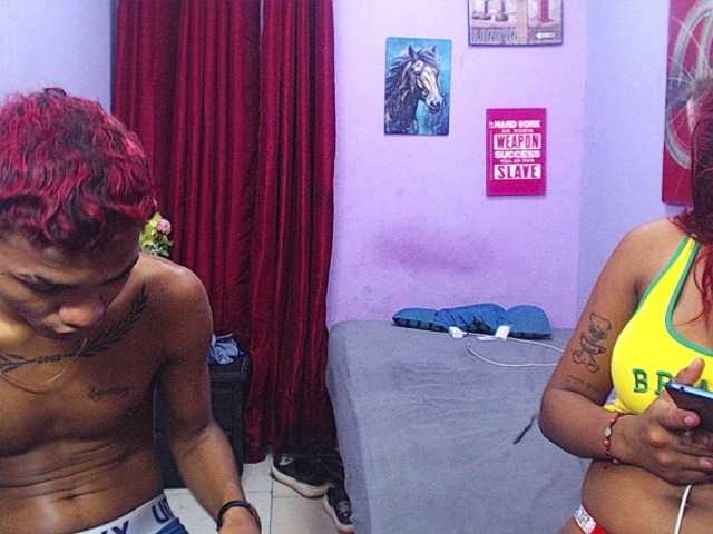 blacktwinks live cam on BongaCams