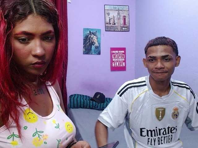 blacktwinks live cam on BongaCams