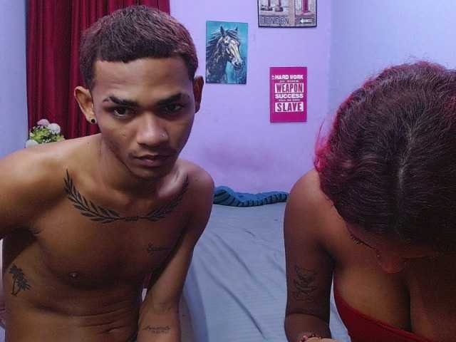 blacktwinks live cam on BongaCams