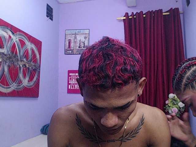 blacktwinks live cam on BongaCams