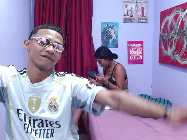 blacktwinks live cam on BongaCams