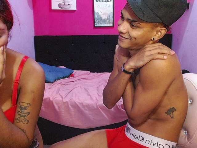 blacktwinks live cam on BongaCams