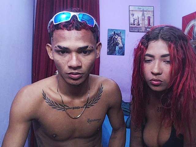 blacktwinks live cam on BongaCams