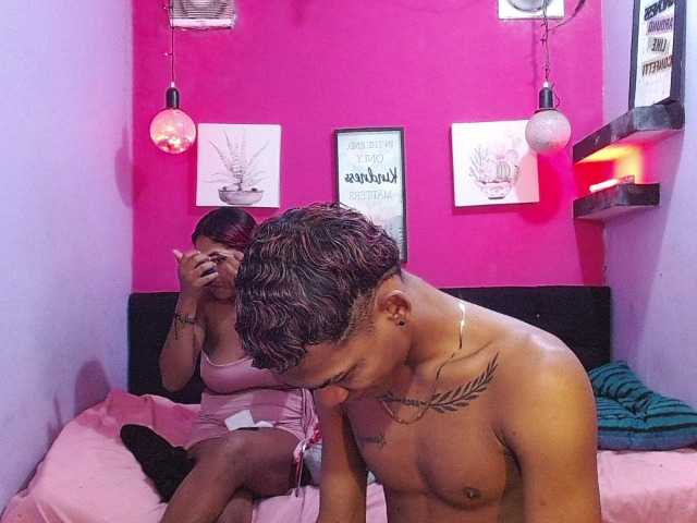 blacktwinks live cam on BongaCams