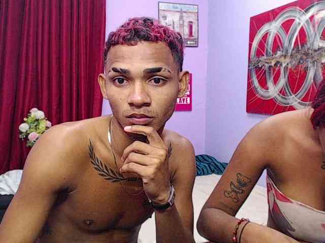 blacktwinks webcam