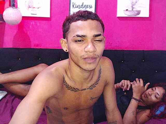 blacktwinks webcam