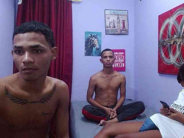 blacktwinks webcam