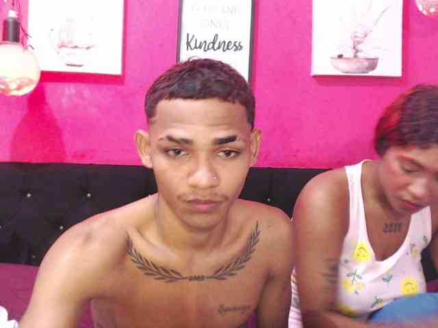 blacktwinks webcam