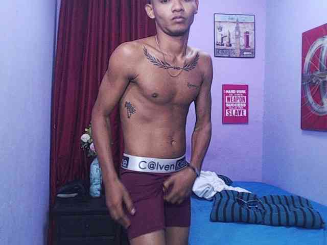 blacktwinks webcam