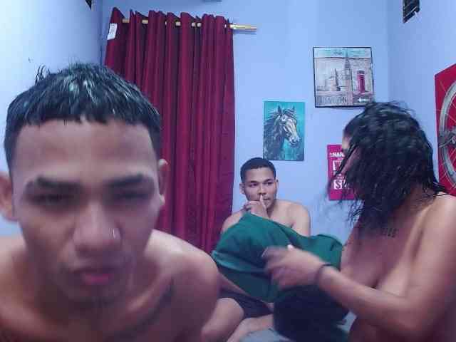 blacktwinks webcam